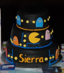 Sierra\'s cake from Bumble Bee Bakery!!.jpg